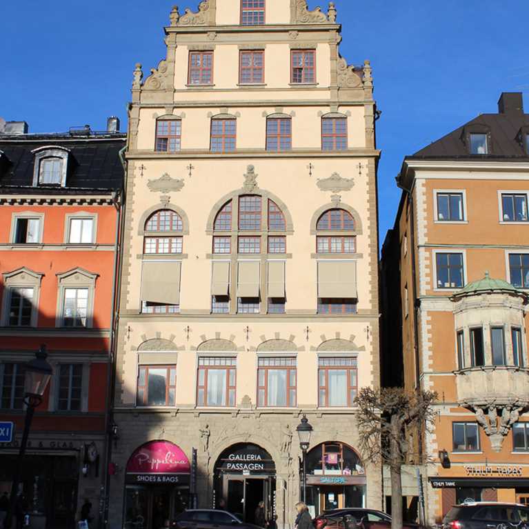 Fastighet på Kornhamnstorg 49, Västerlånggatan 66 - Gamla Stan